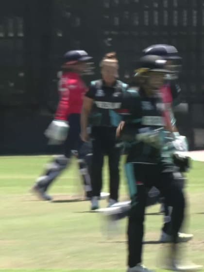 Wicket-Maia-Bouchier-England-Women v New-Zealand-Women ICC T20WC 2023