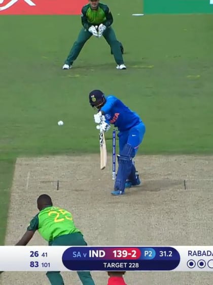 CWC19: SA v IND - Rahul spoons one to du Plessis