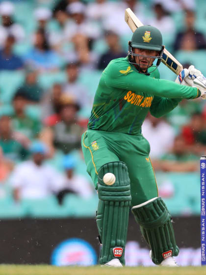 SIX: Back-to-back boundaries from Quinton de Kock | T20WC 2022