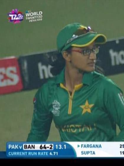 Brilliant Pakistan team stop saves boundary