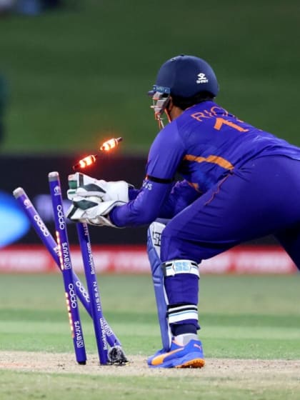 Wicket: Richa Ghosh's brilliant work stumps Aliya Riaz