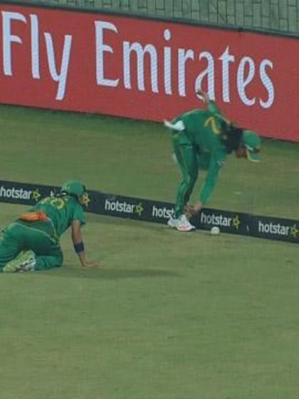 Outstanding team-work saves a boundary for Pakistan in the deep