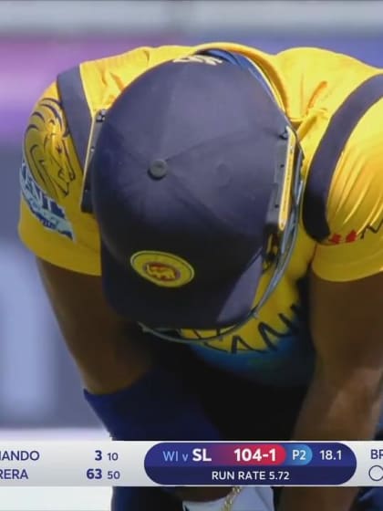 CWC19: SL v WI - Kusal Perera is run out after a mix up