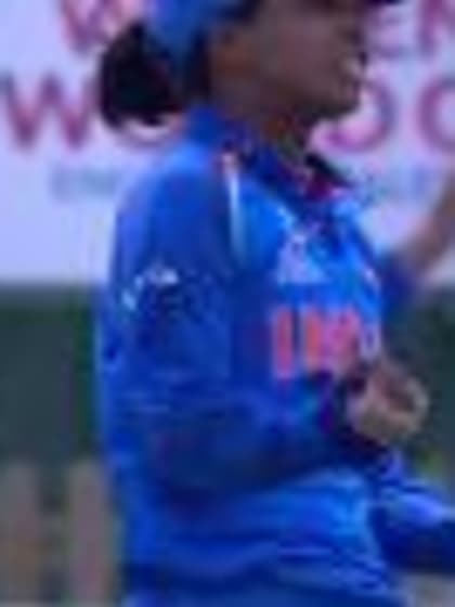 WICKET: Ayesha Zafar falls to Ekta Bisht for 1