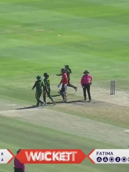 Sophia Dunkley - Wicket - England vs Pakistan