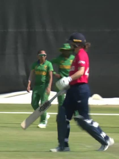 Wicket-Amy-Jones-South-Africa-Women v England-Women ICC T20WC 2023