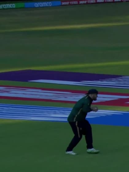 Safyaan Sharif - Wicket - Ireland vs Scotland