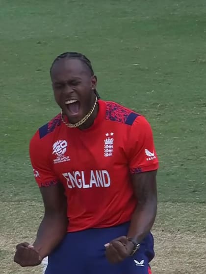 Travis Head - Wicket - Australia vs England