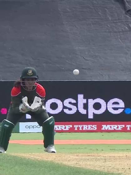 WICKET: Dottin gets an edge and Bangladesh are ecstatic