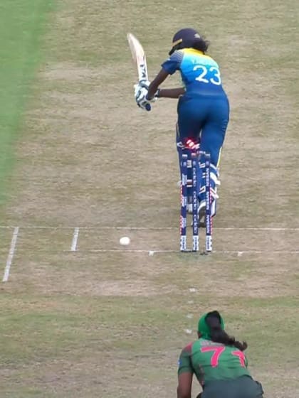 SL v BAN: Jahanara Alam bowls Yashoda Mendis first ball