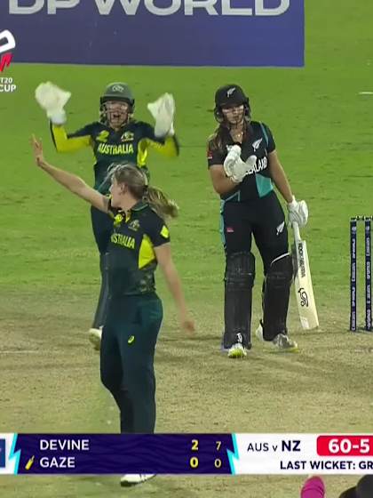 Izzy Gaze - Wicket - Australia vs New Zealand