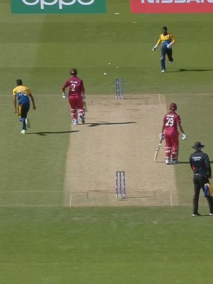 CWC19: SL v WI - Shimron Hetmyer is run out after mix up