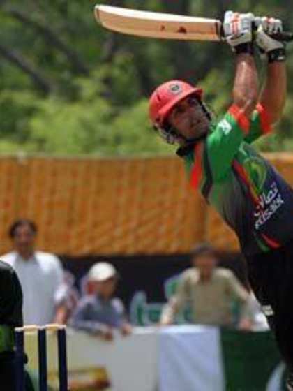 Nabi's knock goes in vain