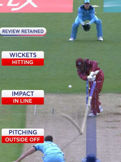 CWC19: ENG v WI - Hope is trapped lbw by Wood