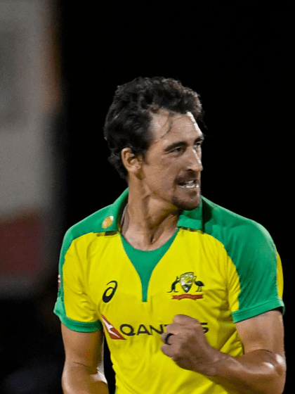 Starc's nerves of steel get Australia home in T20I thriller