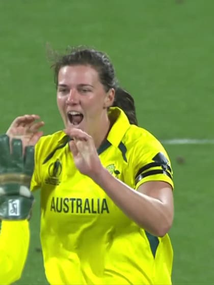 Wicket-Wyatt-AUSvsENG