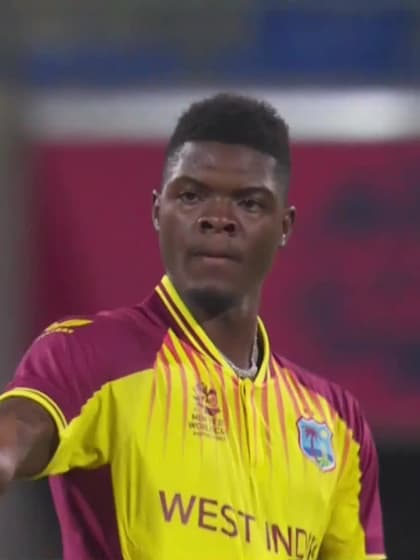 Wicket - Luke Jongwe - West-Indies v Zimbabwe ICC T20WC 2022