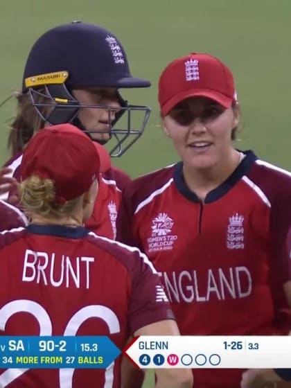 WT20WC: Eng v SA – Sarah Glenn gets Kapp caught and bowled for 38