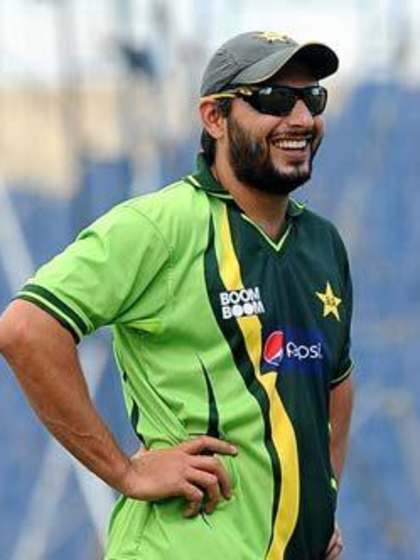 Snubbed Afridi vows all out support to new T 20 skipper Hafeez