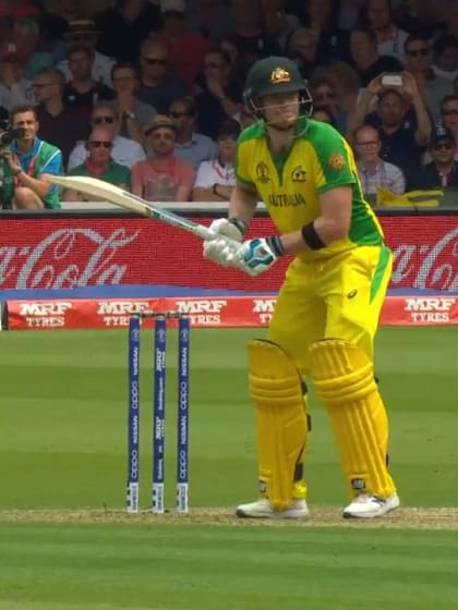 CWC19: ENG v AUS - Woakes removes Smith