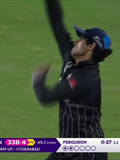 Shadab Khan - Wicket - New Zealand vs Pakistan