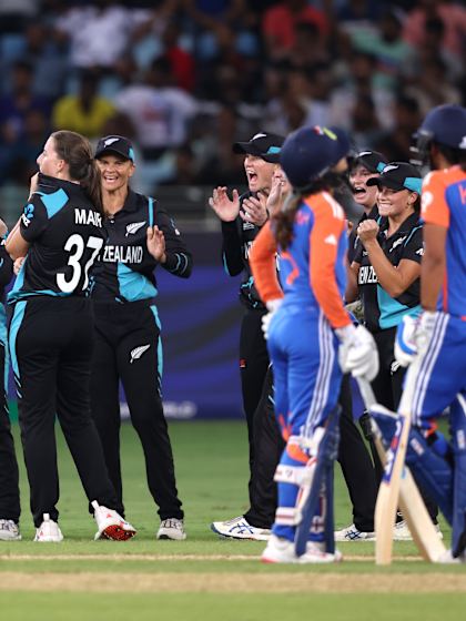 New Zealand consign India to heavy loss in Dubai demolition