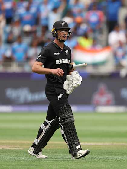 Young departs as India make breakthrough | IND v NZ | Champions Trophy 2025