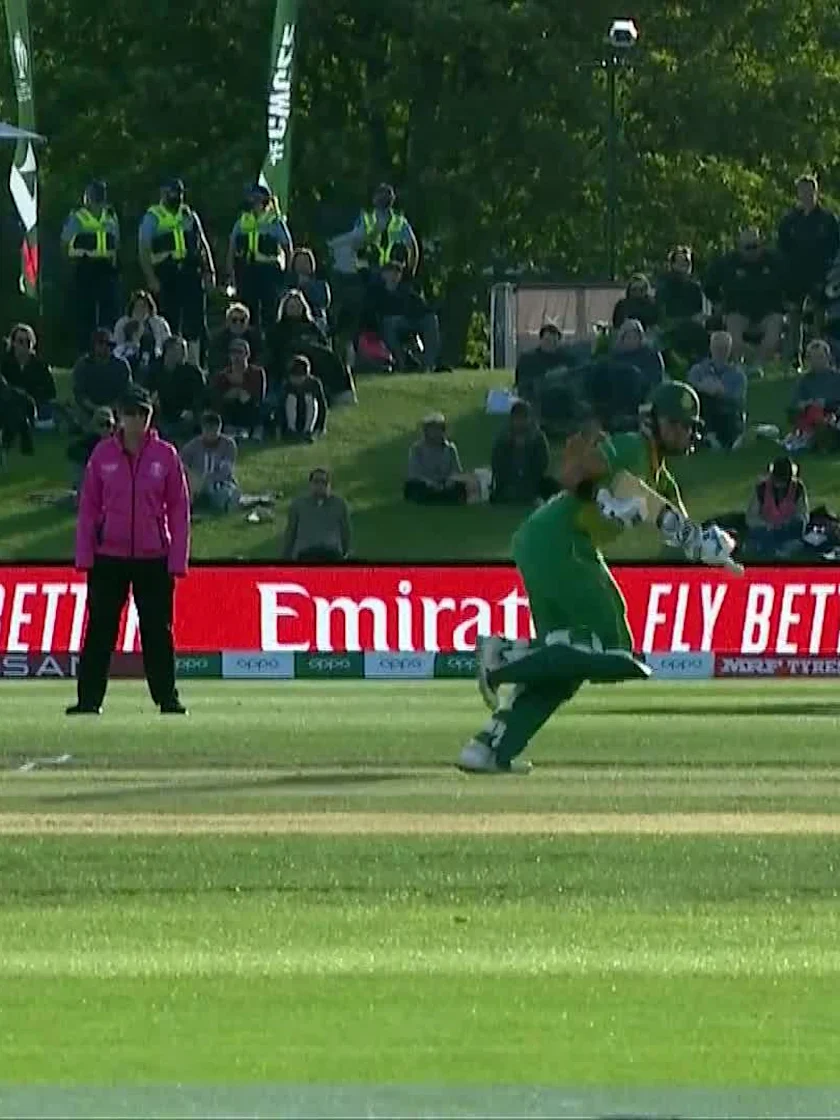 Logo of Lara Goodall gets South Africa moving with a boundary